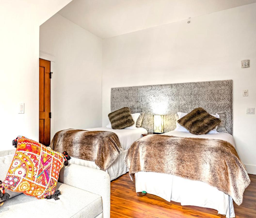 Penthouse At Solar A Resort And Spa Canmore Ngoại thất bức ảnh